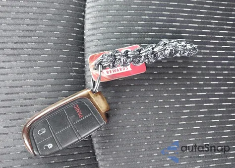 2018 Dodge Journey Se from USA, damaged, VIN 3C4PDCABXJT319785